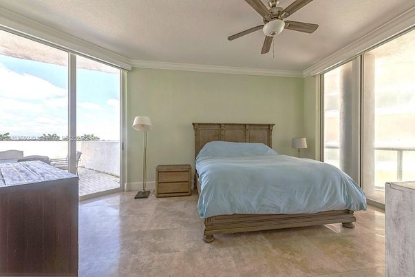 Bedroom, Interior, Water