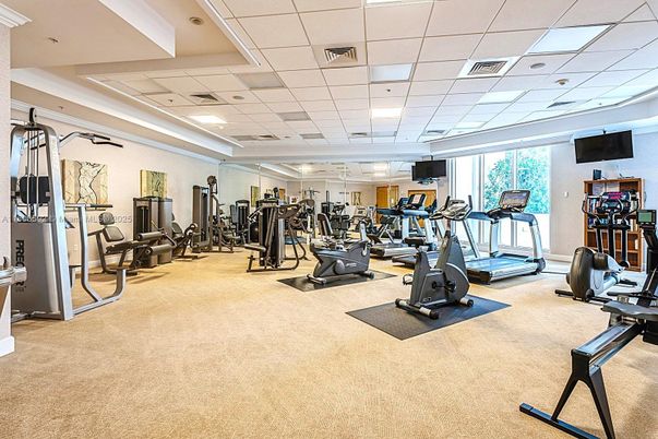 Fitness Equipment, Gym, Interior, Recessed Lighting