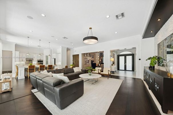 Dining room, Interior, Kitchen, Living room, Pendant Lights, Recessed Lighting, Wood Texture Flooring