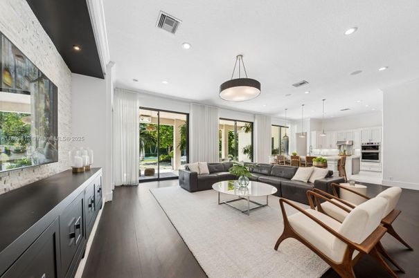 Interior, Kitchen, Living room, Pendant Lights, Recessed Lighting, Stainless Steel Appliances, Wood Texture Flooring