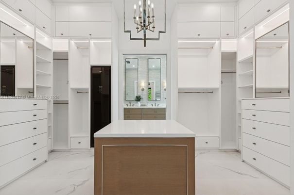 Interior, Marble, Walk-in Closets