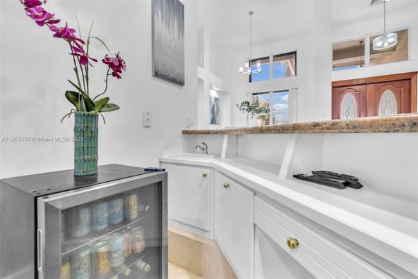 Interior, Kitchen, Pendant Lights, Stainless Steel Appliances