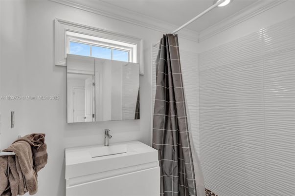 Bathroom, Interior, Washer