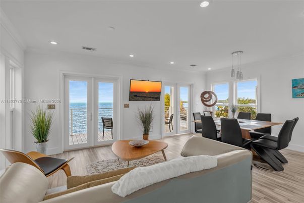 Dining room, Interior, Living room, Pendant Lights, Recessed Lighting, Water, Wood Texture Flooring