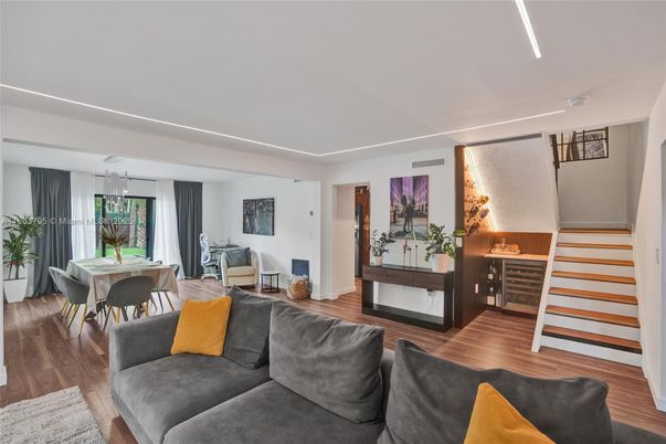 Dining room, Interior, Living room, Pendant Lights, Wood Texture Flooring