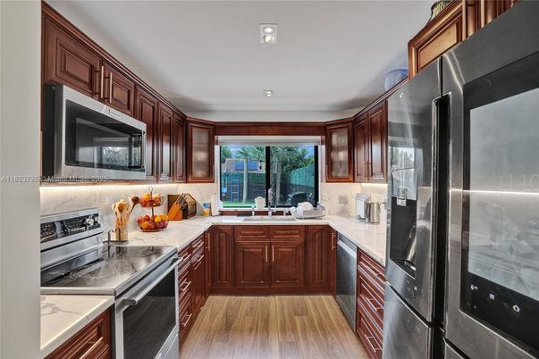 Interior, Kitchen, Recessed Lighting, Wood Texture Flooring