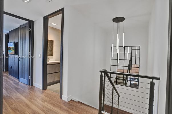 Interior, Pendant Lights, Recessed Lighting, Wood Texture Flooring