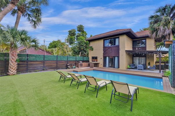 Backyard, Exterior, Pool