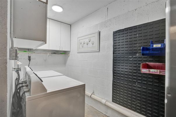 Interior, Recessed Lighting, Washer