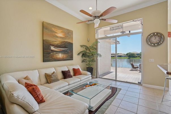 Interior, Living room, Recessed Lighting, Water