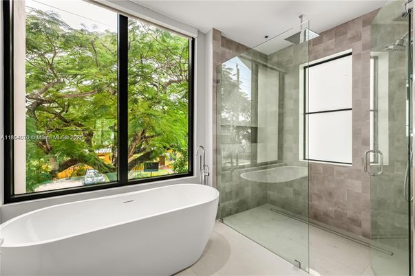 Bathroom, Free Standing Baths, Glass Shower, Interior, Recessed Lighting