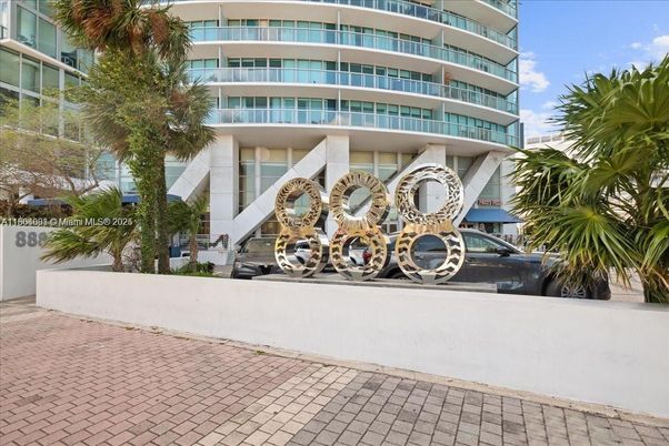 Exterior, Facade, Condo Building