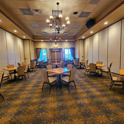 Chandelier, Dining room, Interior, Recessed Lighting