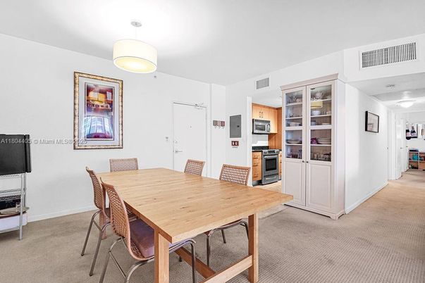 Dining room, Interior, Kitchen, Stainless Steel Appliances
