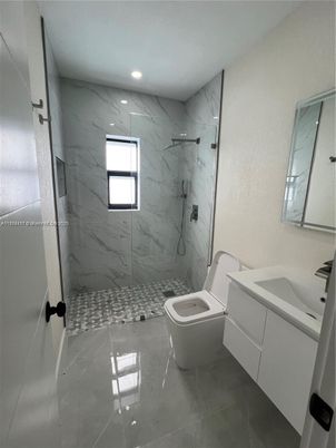 Bathroom, Interior, Marble Walls, Recessed Lighting