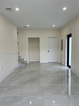 Elevator, Empty room, Interior, Recessed Lighting