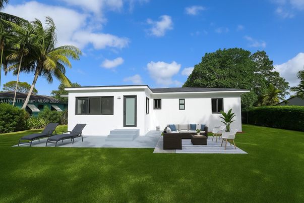 Backyard, Exterior, Facade, Modern