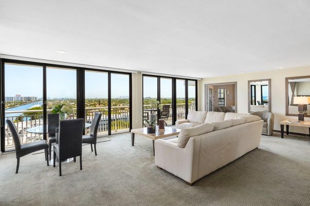 Dining room, Interior, Living room, Water