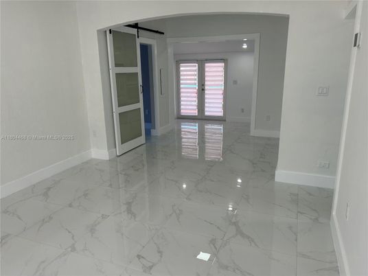 Empty room, Interior, Marble, Recessed Lighting