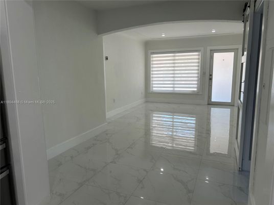 Empty room, Interior, Marble, Recessed Lighting