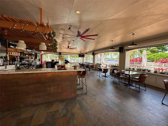 Dining room, Interior, Pendant Lights, Recessed Lighting