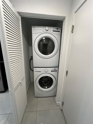 Interior, Utility Closets, Washer