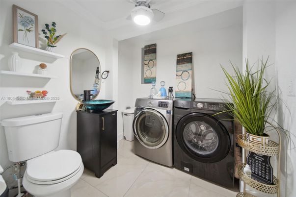 Interior, Washer