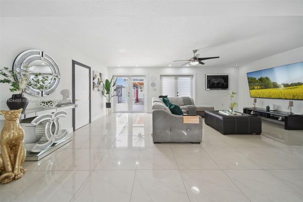 Interior, Living room, Recessed Lighting