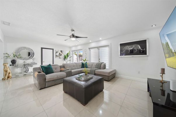 Interior, Living room, Recessed Lighting