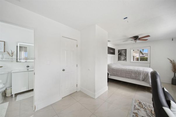Bathroom, Bedroom, Interior