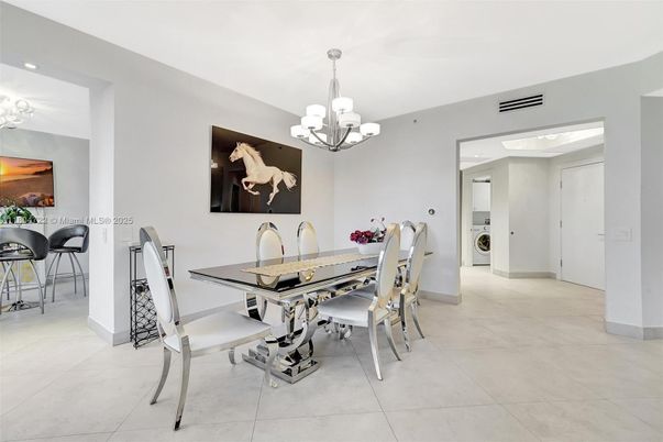 Chandelier, Dining room, Interior, Recessed Lighting