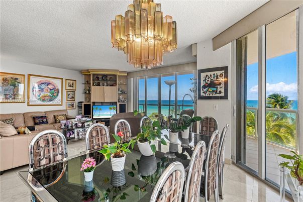 Chandelier, Dining room, Interior, Living room, Water