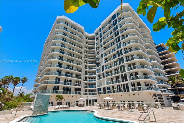 Exterior, Facade, Pool, Condo Building