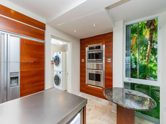 Interior, Kitchen, Recessed Lighting, Stainless Steel Appliances, Washer