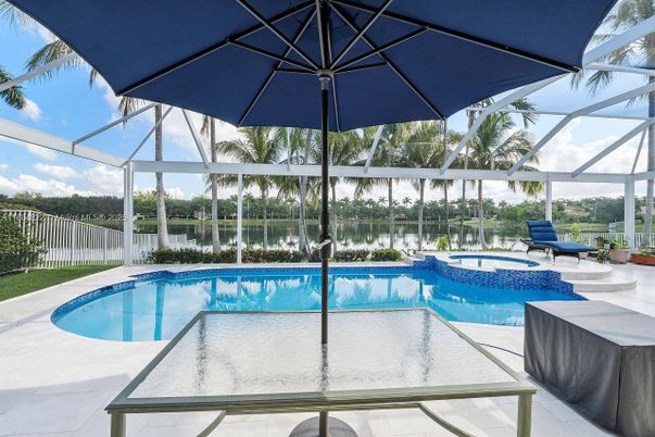 Glass Ceilings, Interior, Pool, Sun Room, Water