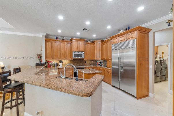 Interior, Kitchen, Recessed Lighting, Stainless Steel Appliances, Washer