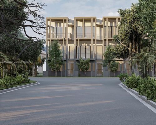 Exterior, Facade, Modern