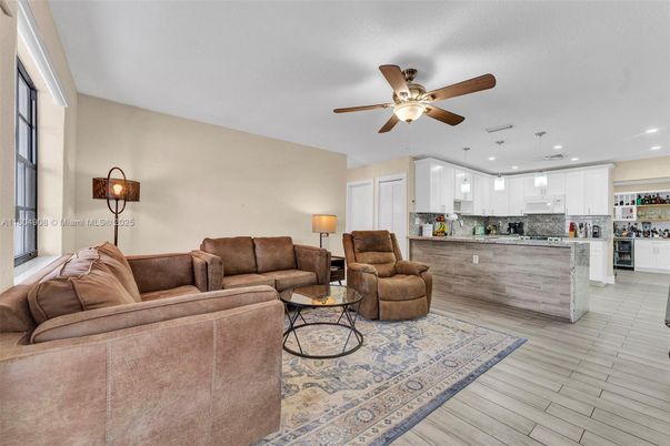 Interior, Kitchen, Living room, Pendant Lights, Recessed Lighting, Wood Texture Flooring