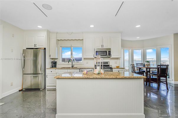 Dining room, Interior, Kitchen, Recessed Lighting, Stainless Steel Appliances, Water