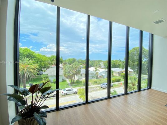 Interior, Sun Room, Wood Texture Flooring