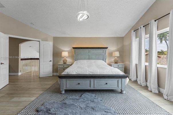 Bedroom, Interior, Pendant Lights, Wood Texture Flooring