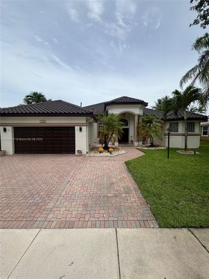 Attached, Backyard, Exterior, Facade, Mediterranean
