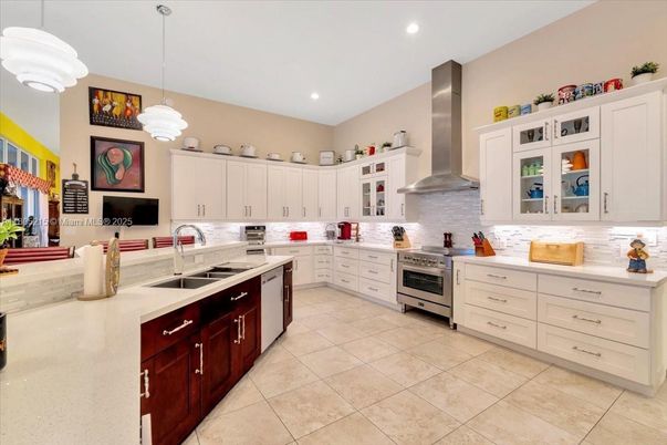 Interior, Kitchen, Pendant Lights, Recessed Lighting, Stainless Steel Appliances