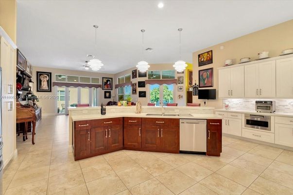 Interior, Kitchen, Pendant Lights, Recessed Lighting