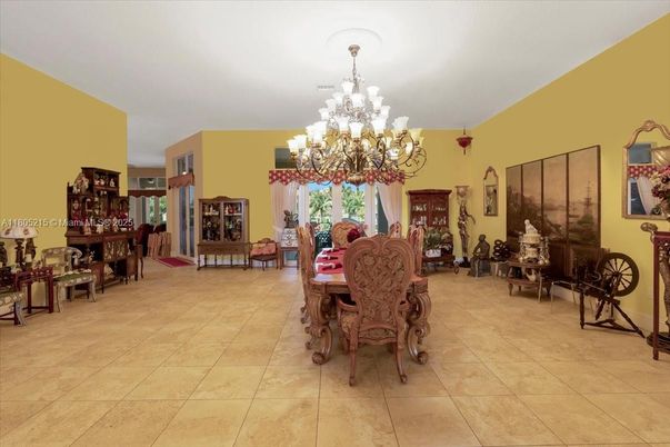 Chandelier, Dining room, Interior