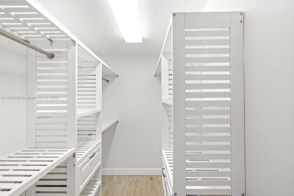 Interior, Walk-in Closets, Wood Texture Flooring