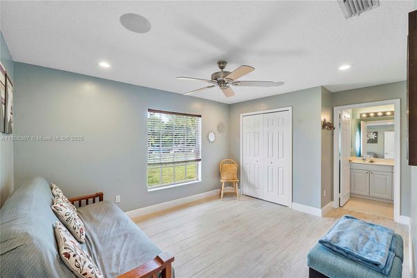 Bathroom, Interior, Recessed Lighting, Wood Texture Flooring