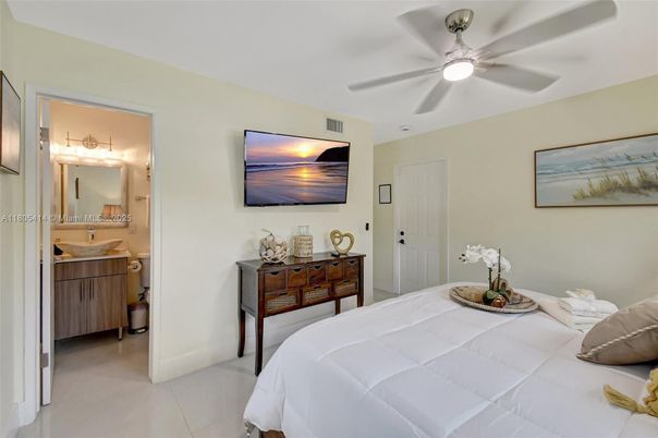 Bathroom, Bedroom, Interior