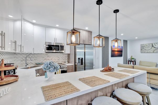 Interior, Kitchen, Pendant Lights, Recessed Lighting, Stainless Steel Appliances