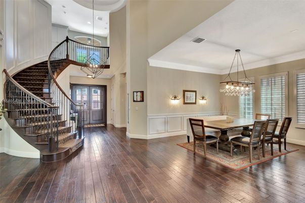 Chandelier, Dining room, Interior, Pendant Lights, Recessed Lighting, Wood Texture Flooring